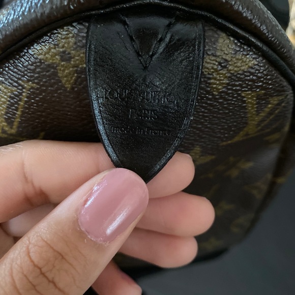 Authentic Louis Vuitton Speedy 30 - Picture 6 of 9